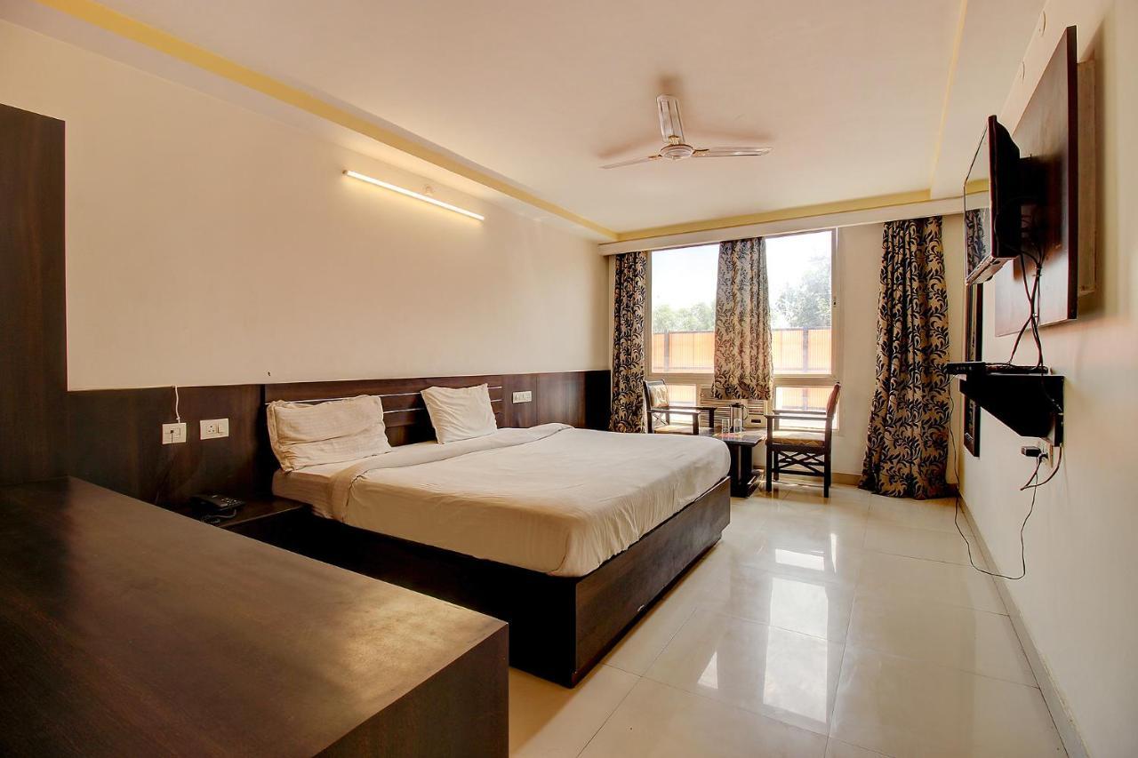 Fabhotel Ps Grand Lucknow Esterno foto